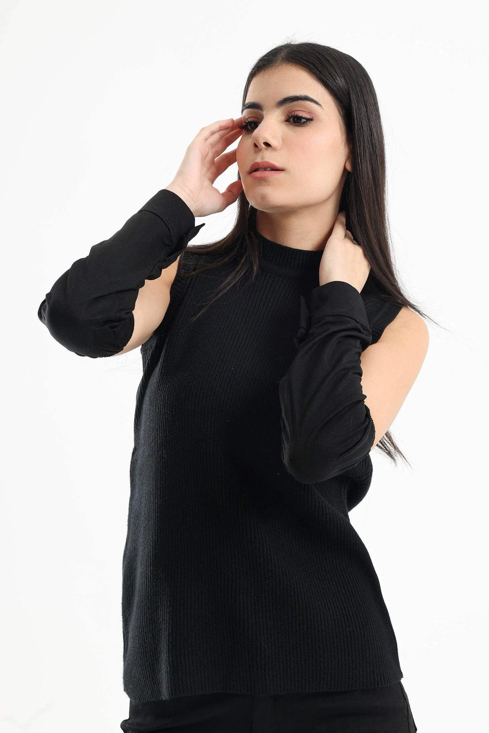 Detachable Sleeves with Buttoned Cuffs