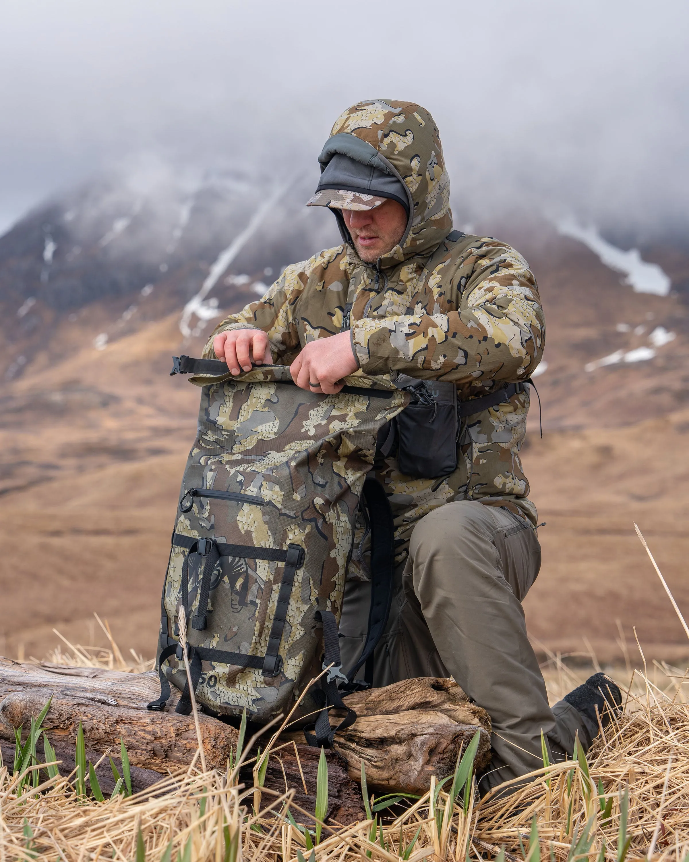 Karluk 1850 Roll Top Dry Backpack | Vias