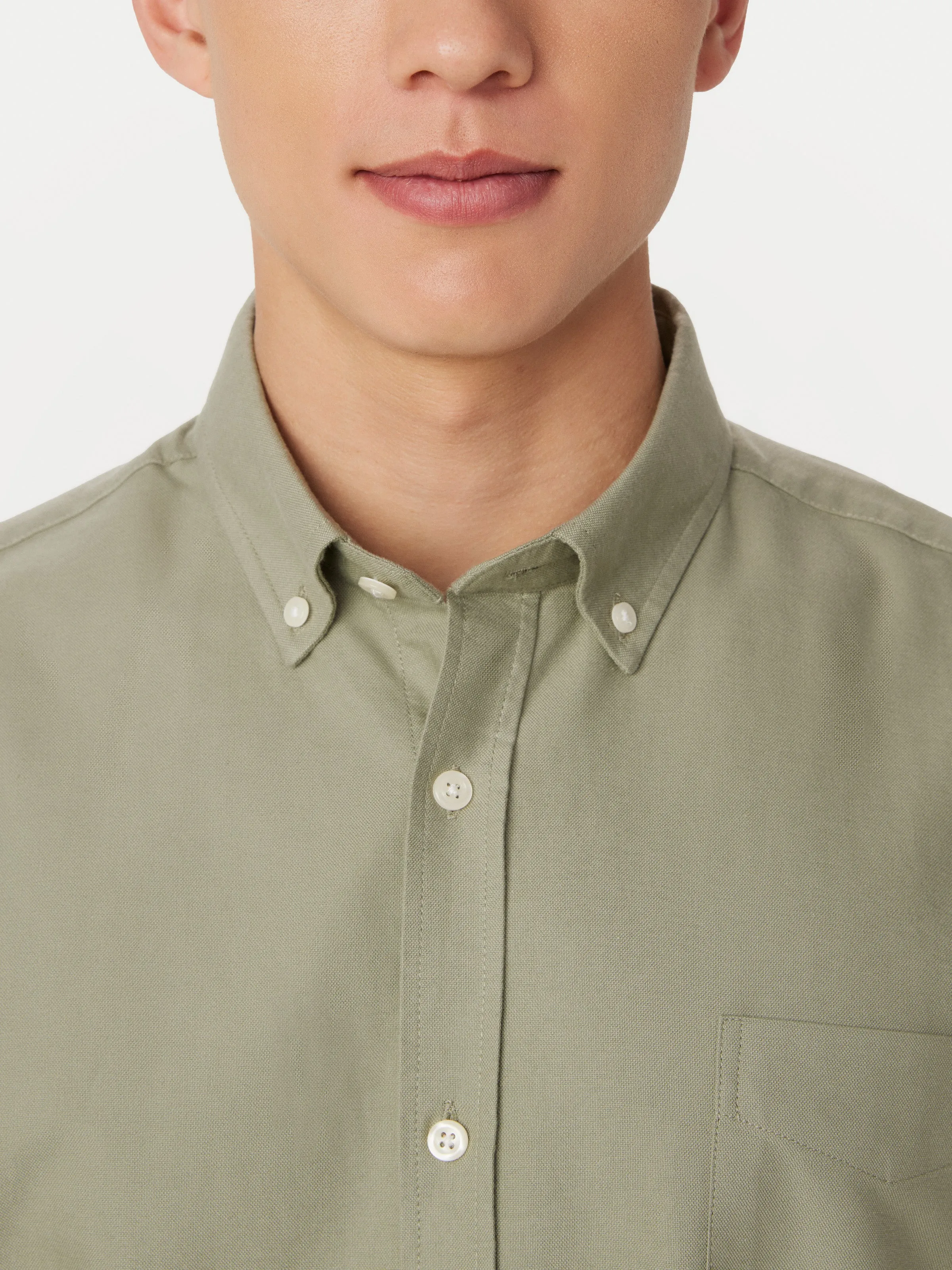 The Jasper Short Sleeve Oxford Shirt in Olive Green