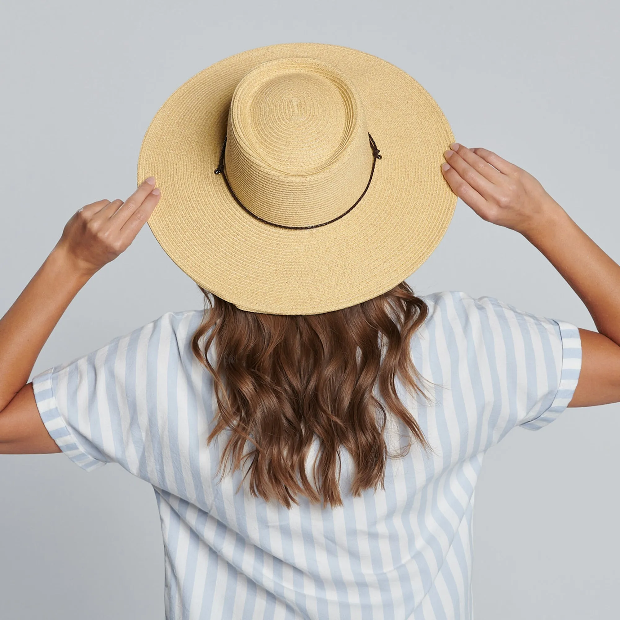 Womens Ultrabraid Sun Brim Hat with Chin Cord